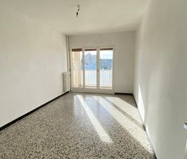 Location Appartement 3 pièces 68m² TOULON 83000 - Photo 2