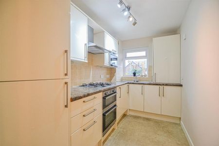 2 bedroom apartment to rent - Photo 4