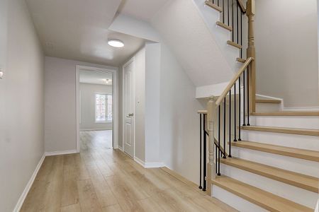 For Lease - 20 Azzarello Lane, Toronto, Ontario - Photo 2