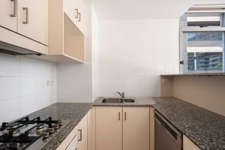 60B/2-8 Brisbane Street, Surry Hills NSW 2010 - Apartment For Rent | Domain - Photo 4