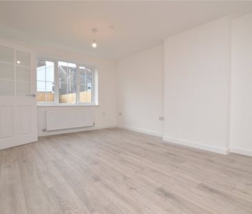 3 Bed Property To Rent - Photo 6