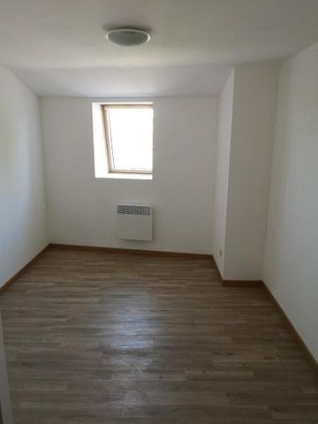 Location Appartement 3 pièces 49m² DOUAI 59500 - Photo 2