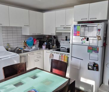 4 1/2 Entièrement Rénové - Photo 1