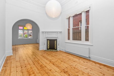 Double-Fronted 3 bed Brick Edwardian - (Available Now) - Photo 4