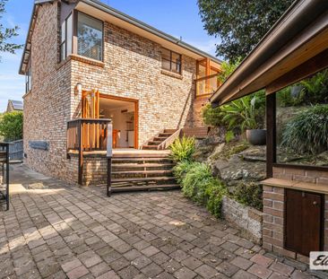 An Abundance of Living Space - Photo 2