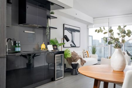 For Lease - 70 Temperance St Street Unit# 2517, Toronto, Ontario - Photo 3