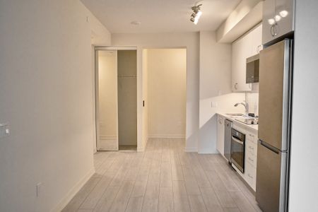 For Lease - 38 Annie Craig Drive Unit# 2507, Toronto, Ontario - Photo 4