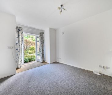 1 bedroom ground floor flat to rent - Photo 3