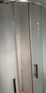 Room in a Shared House, Ilford, IG1 - Photo 3