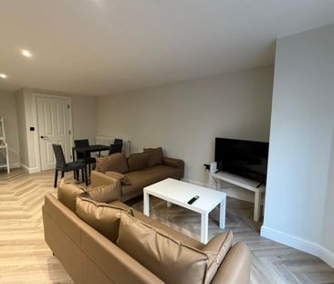 Burlington Place, EASTBOURNE - Photo 3