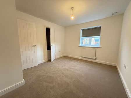 4 Bedroom House To Rent - Photo 5