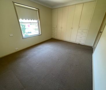 OVER 55’s – COMFORTABLE RETIREMENT LIVING - Photo 5