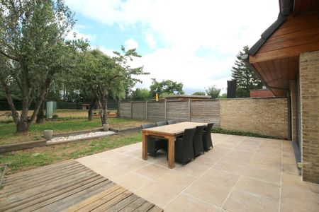 Instapklare woning (2004) met zonnepanelen en idyllische tuin - Photo 3