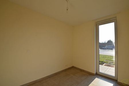 Zonnig gelijkvloers appartement te huur met centrale ligging! - Photo 3