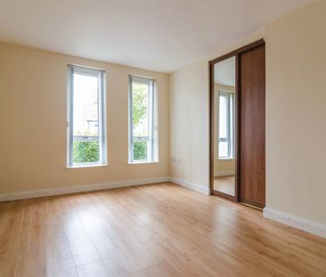 9 Woodbrook Green, LISBURN, BT28 2ZJ - Photo 3