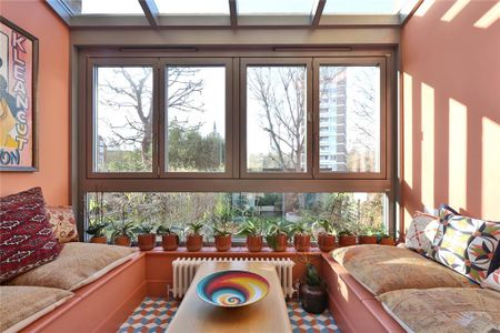 4 bedroom terraced house to rent - Photo 3