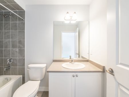 For Lease - 22 Keenan Drive, Kawartha Lakes, Ontario - Photo 2