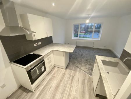 2 bedroom flat to rent - Photo 3