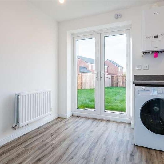 Macaulay Park, Grimsby, DN31 - Photo 1