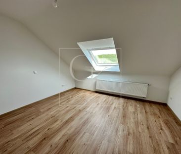 Erstbezug nach Modernisierung von heller gemütlicher 4-Zimmer-DG-Wo... - Photo 4