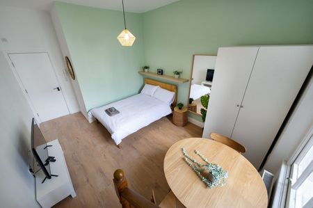 Studio Flat, Kensington Gardens Square, W2 - Photo 4