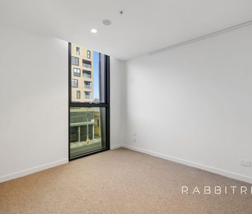 Contemporary Living with Lygon Street at Your Door - Photo 3