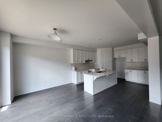 For Lease - 344 Madelaine Drive, Barrie, Ontario - Photo 1