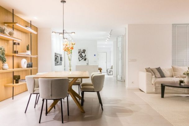 3 Bedroom Apartment For Rent in Nueva Andalucía, Málaga - Photo 1