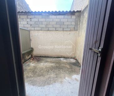 Appartement de village avec petite cour, - Photo 4