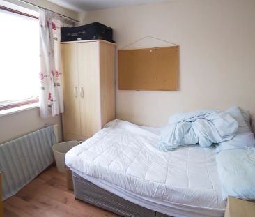 To Rent Comley Road, Moordown, Bournemouth, BH9 £1,860 pcm Tenancy ... - Photo 3