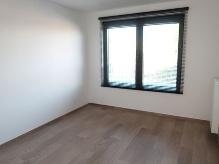 Appartement - Te huur - Photo 4