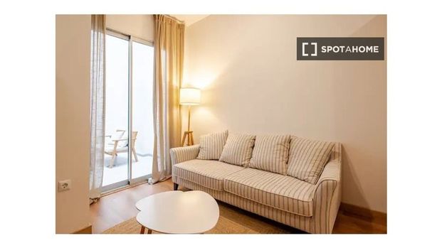 2 room luxury Apartment for rent in Valencia - Photo 1