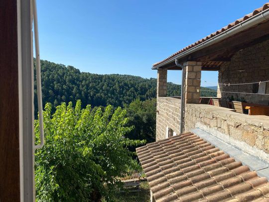 Location appartement rénové 4 pièces 110 m² à Payzac (07230) - Photo 1