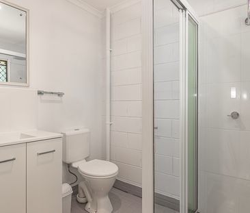 14/80-84 Queens Road, Hermit Park QLD 4812 - Townhouse For Rent | D... - Photo 5