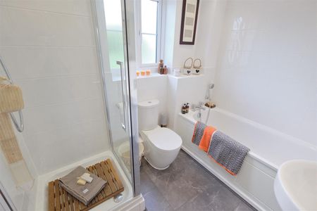 3 Bedroom House To Rent - Photo 5