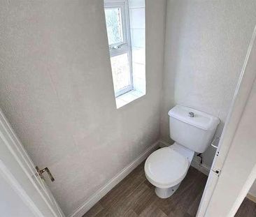 St. Leonards Road, NN4 - Photo 6