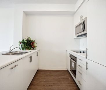 For Lease - 600 North Service Road Unit# 420, Hamilton, Ontario - Photo 5