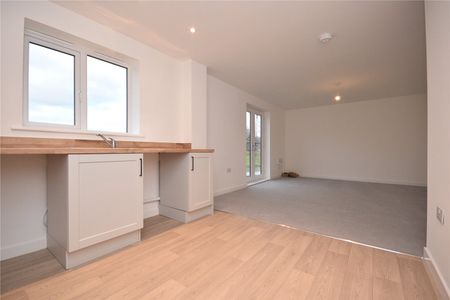 1, Howley Avenue, Churwell, Leeds, LS27 7FW - Photo 5