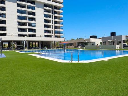 Luxury Apartment for rent in Alboraya, Valencia - Photo 2