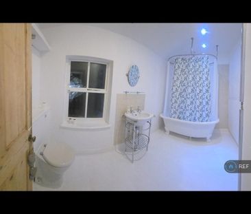 2 bedroom terraced house to rent - Photo 6