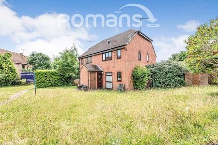 Cannock Way, Earley, RG6 - Photo 3