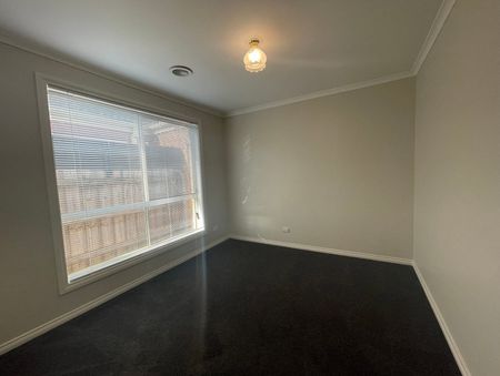 Stunning 3-Bedroom Home in South Morang - Photo 4