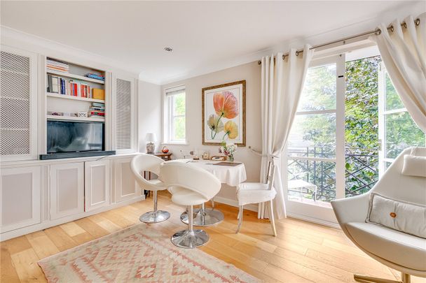 Brompton Park Crescent, SW6, London - Photo 1