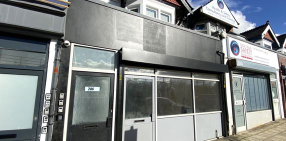 £850 PCM, Office/Retail Property to Let in North Road, Gabalfa, Cardiff, CF14 3BN - Photo 2