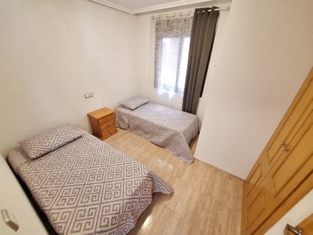 Ref.7691 3 Bedroom Apartment in the Center of Torrevieja - Photo 5