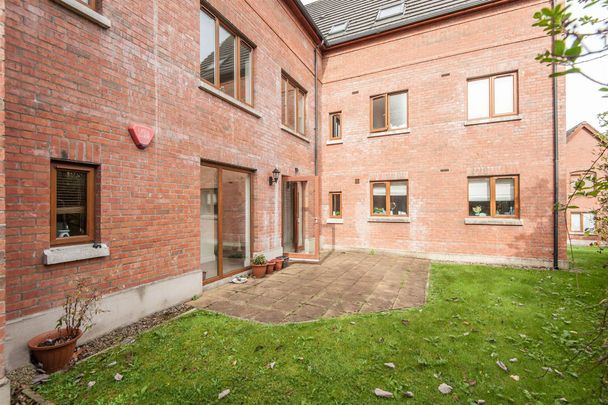 11 Bailey Manor, Robbs Road, DUNDONALD, BT16 2NZ - Photo 1