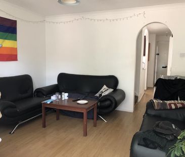 4 bedroom townhouse to rent - Photo 1