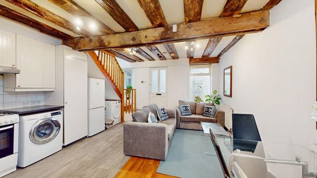 3 bedroom terraced house to rent - Photo 1