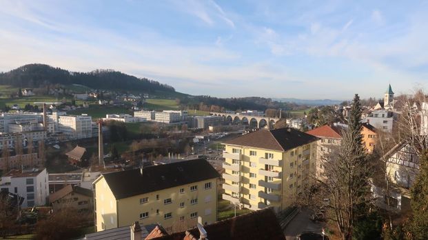 Grosszügige 2.5-Zimmer-Wohnung in der Altstadt von Herisau - Photo 1