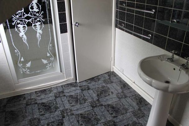 Cardiff, Eastgrove, Roath, Cardiff, CF24 3AE, Eastgrove, Roath, Cardiff, CF24 3AE - Photo 1